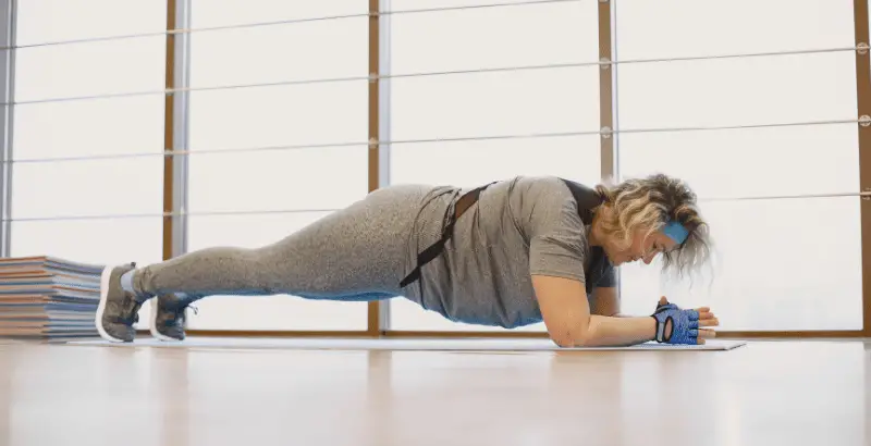lying down ab exercises(plank)
